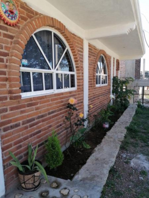 Hospedaje y Centro Holístico KUATLICUE